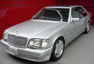 Mercedes Benz, W140